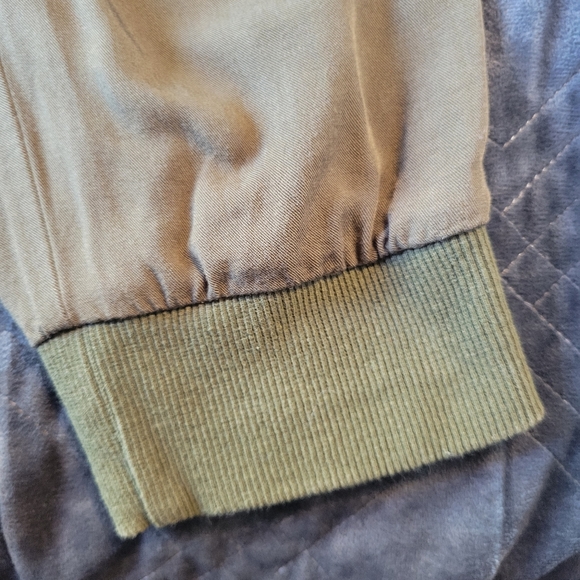 Khaki Green Cargo Pants - Picture 3 of 4